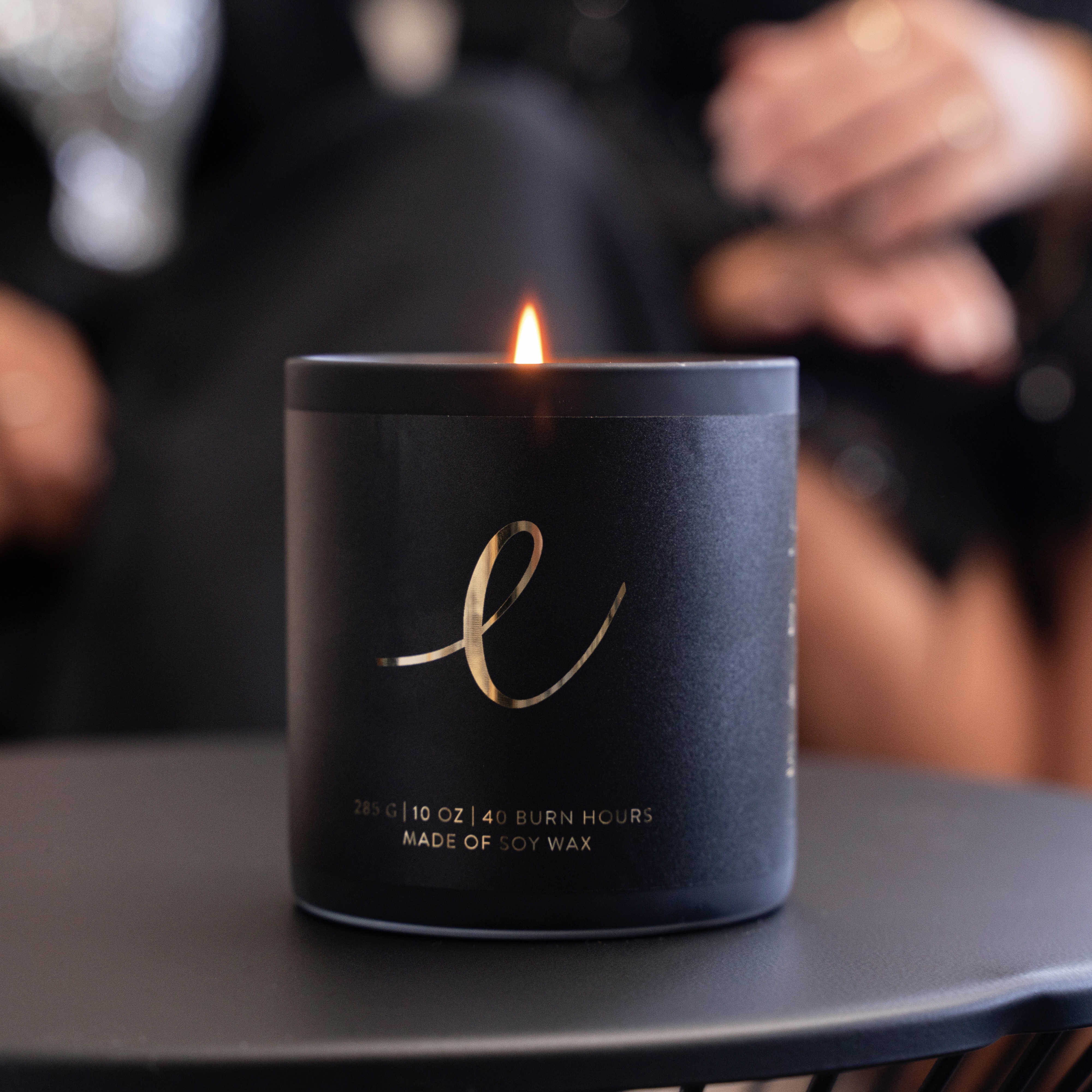 Scented candle with jewellery - white musk - white jar large