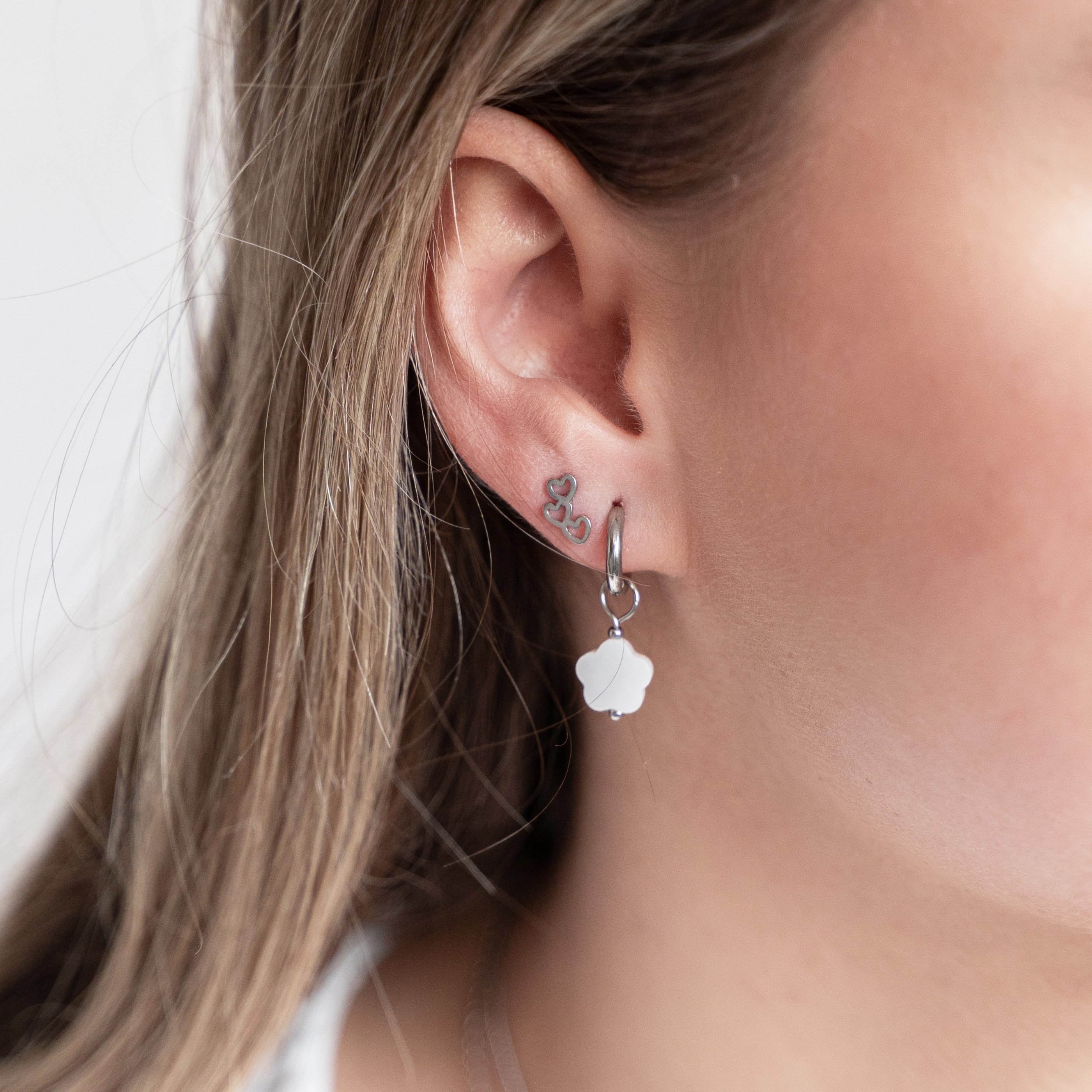 Oorbellen minimalistisch happiness