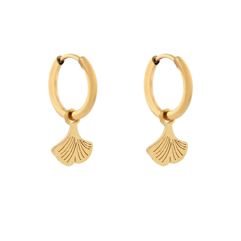 Oorbellen klein met hanger ginkgo blad goud