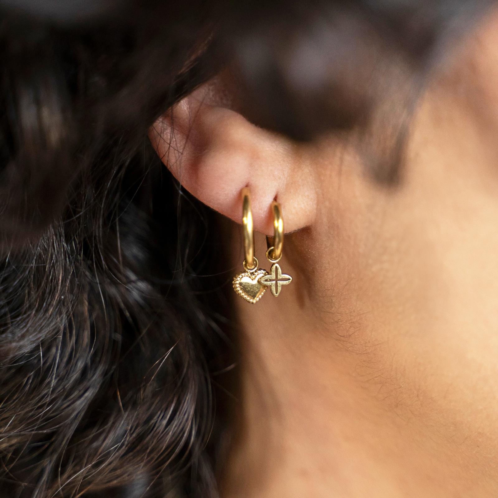 Earrings small with pendant open flower