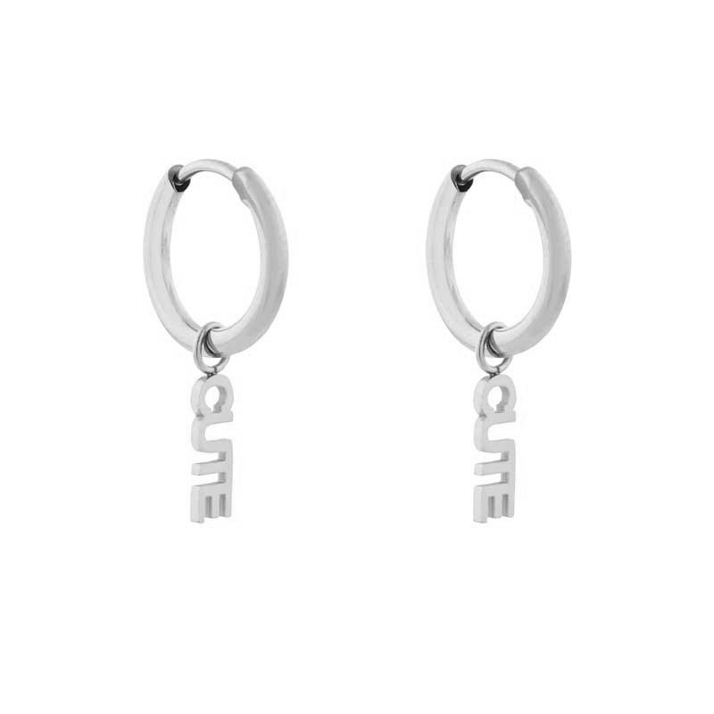 Oorbellen klein met hanger cute zilver Oorbellen klein met hanger cute zilver